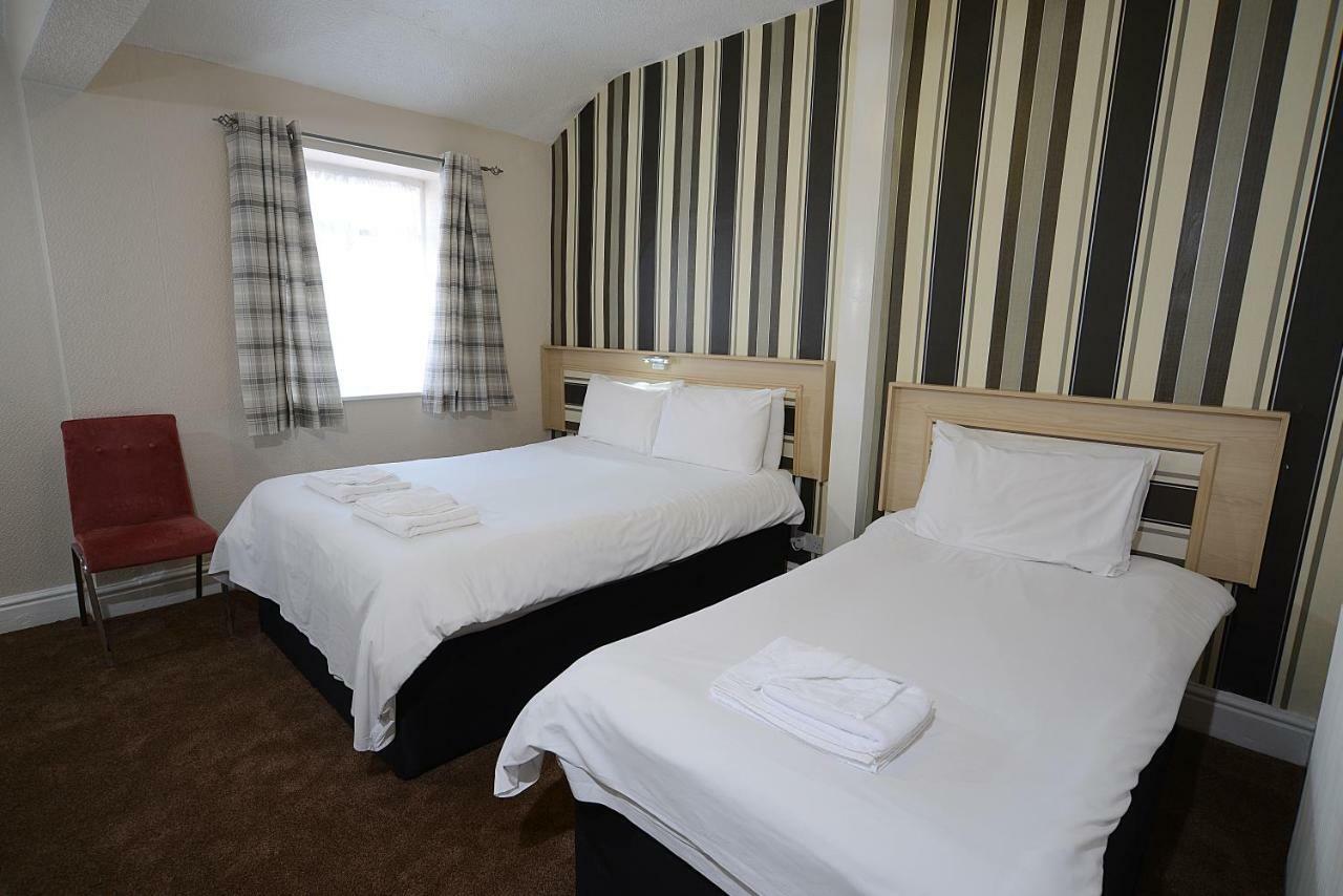 Arncliffe Hotel